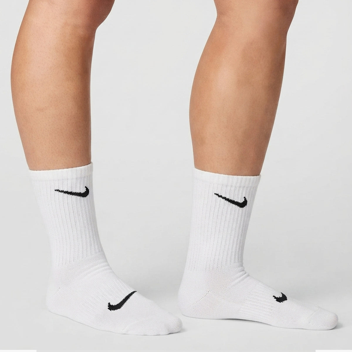 Nike Everyday Crew Socks for Men,3 pairs, Size L - White